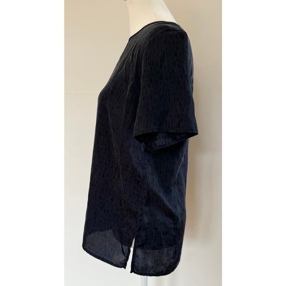 Eileen Fisher Silk & Organic Cotton Blouse Size SP (printed shortsleeve) - Picture 3 of 6
